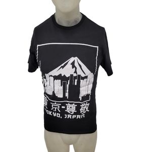 Young & Wild | Tokyo Japan | T Shirt
